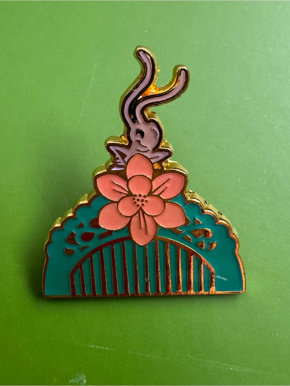 Loungefly Disney Mulan Blind Box - Mulan's Hair Comb & Cri-Kee Pin